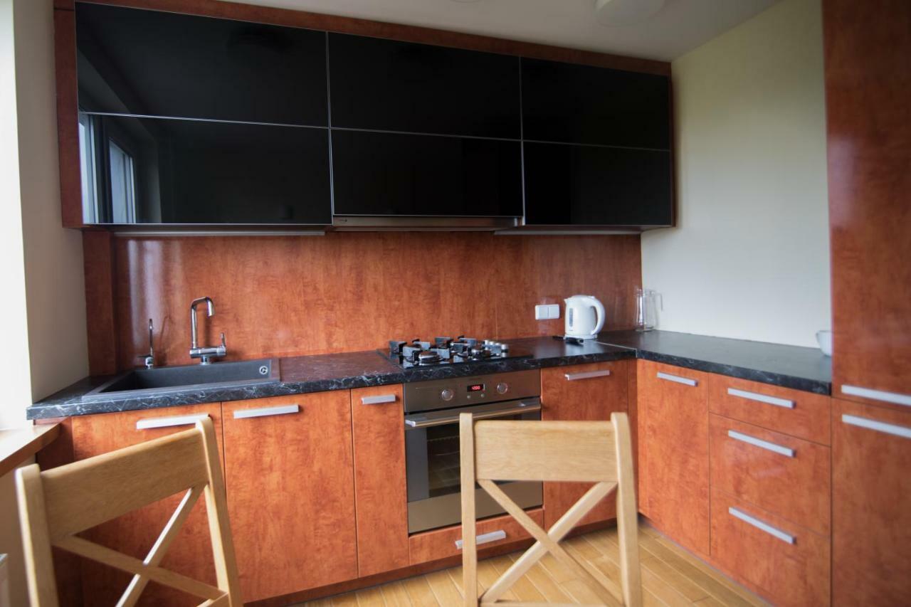 Cozy Apartment With A Wonderful Lake View Telsiai Bagian luar foto