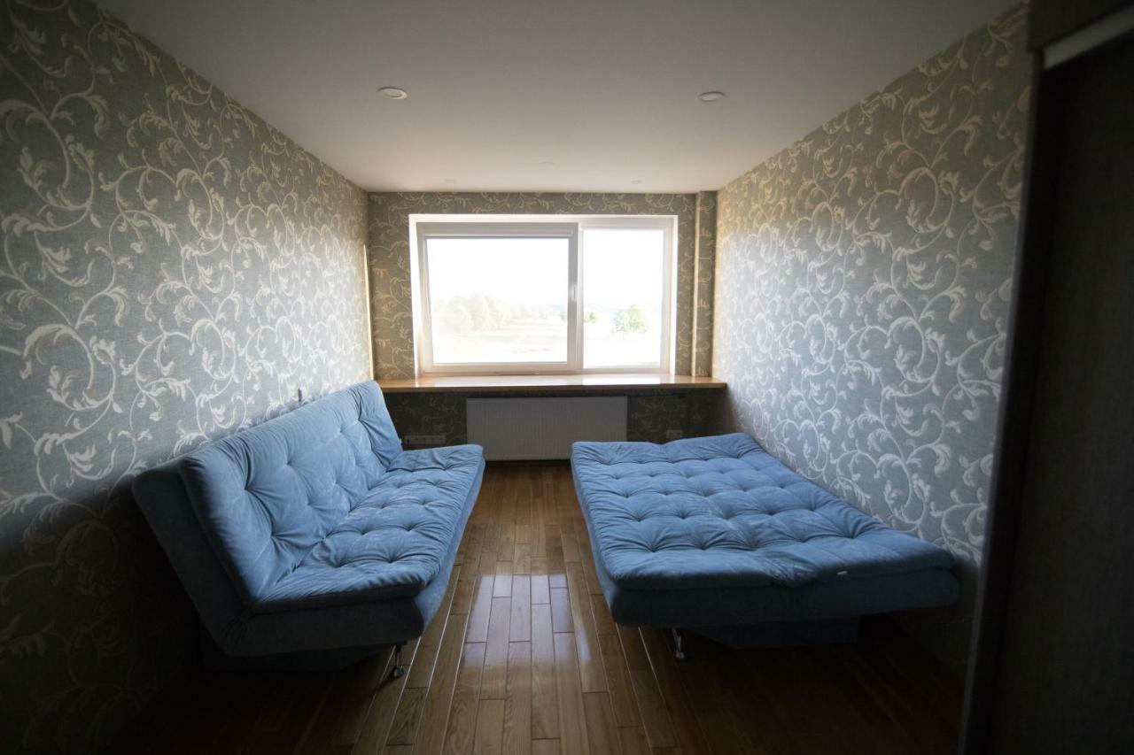 Cozy Apartment With A Wonderful Lake View Telsiai Bagian luar foto